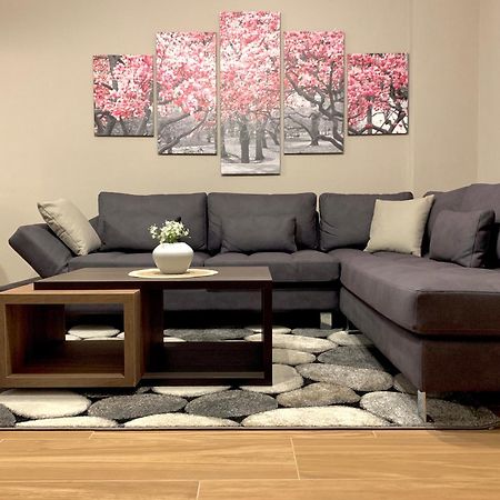 Eka Luxury Apartments Dıraç Dış mekan fotoğraf