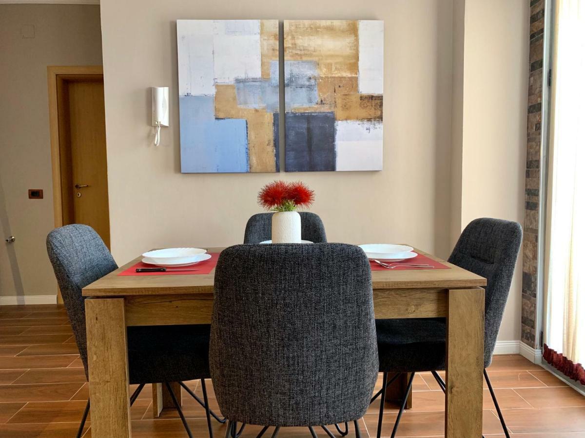 Eka Luxury Apartments Dıraç Dış mekan fotoğraf
